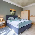 Petra Populare Apartamento