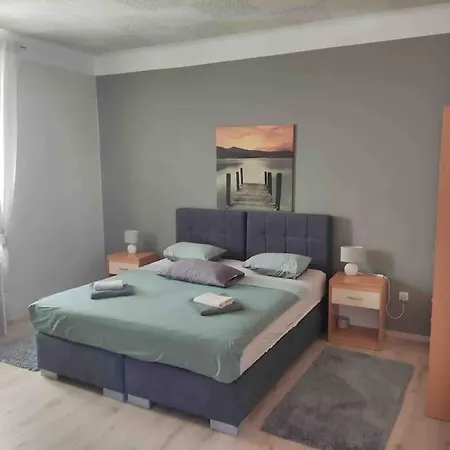 Apartment Petra Populare *