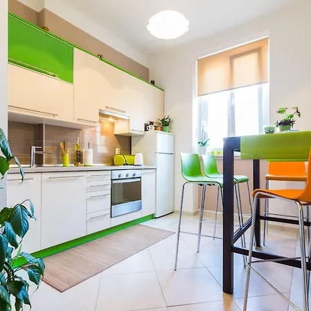 Apartment Petra Populare *